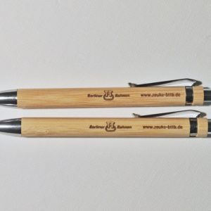 2x Kugelschreiber mit Gravur "Berliner TT-Bahnen"